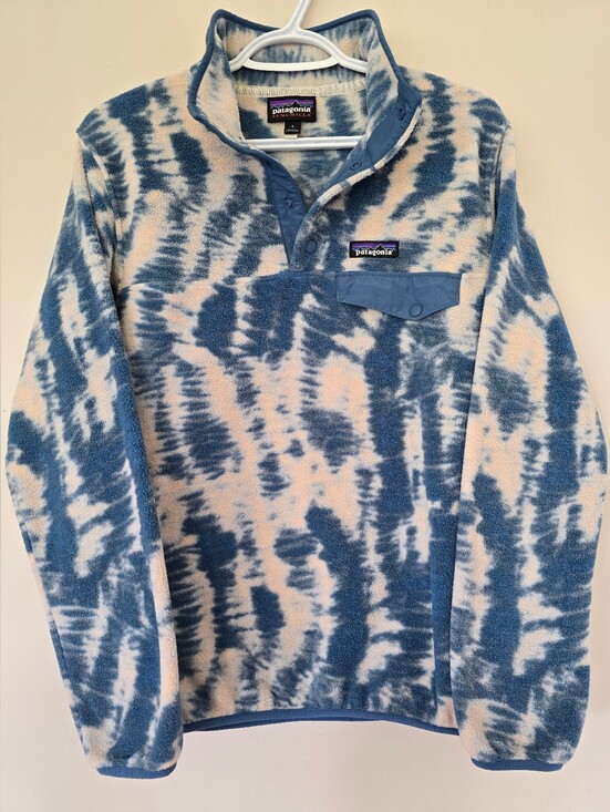 Patagonia Tops - Patagonia Women’s Blue & Cream Tie-Dye Snap-T Fleece Pullover. Small. SYNCHILLA